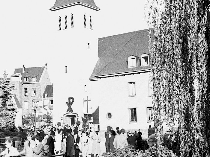 Einweihung neue Evangelische Kirche