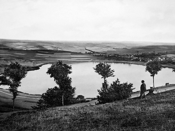 Am Schalkenmehrener Maar - Eifelalbum 1896